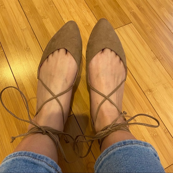 NINE WEST Ballet Flats with Straps - Picture 4 of 5